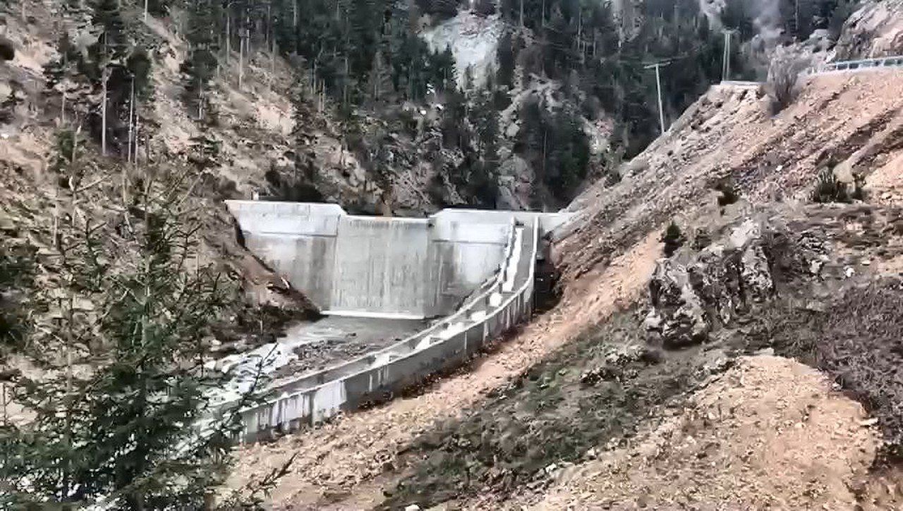 Taşkın koruma bendi ve ıslah kanalı – Merkür saha uygulaması